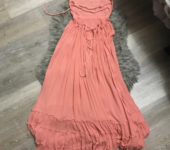 Open back Ruffle Maxi - Picture 6 of 9